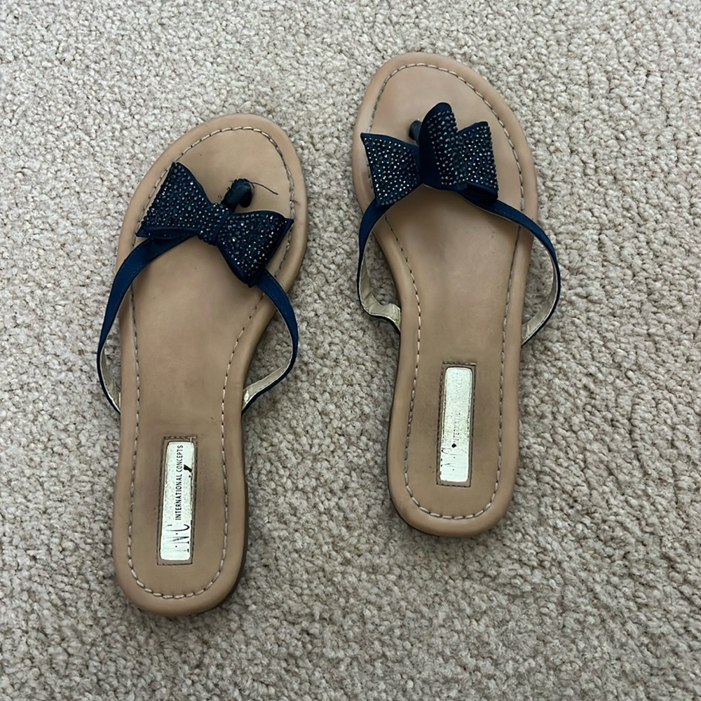 navy blue bow sandal